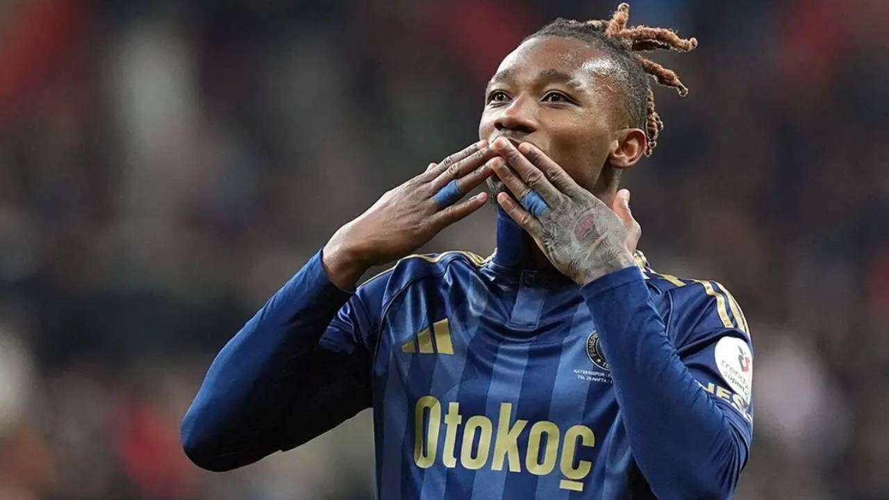Kadıköy'de 8 gollü şov sonrası İsmail Kartal'dan radikal karar: Yıldız isim takımdan gidiyor! 7